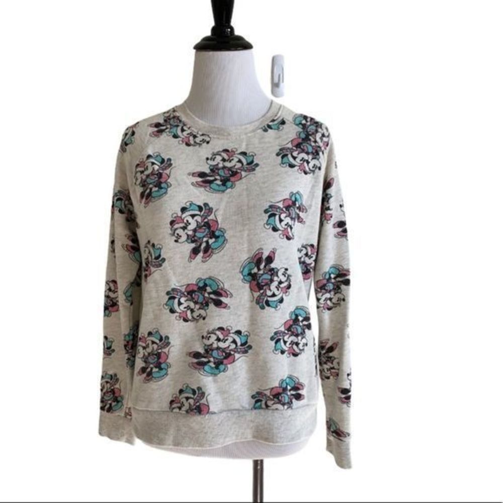 5/$30 🎈 Disney XS Minnie and‎ Mickey Mouse ice skating crewneck sweatshirt